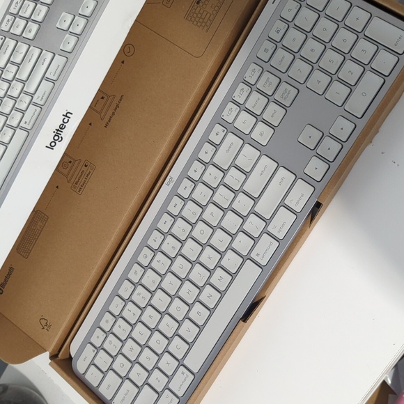 Logitech MX Keys S for Mac Advanced Wireless Illuminated Keyboard